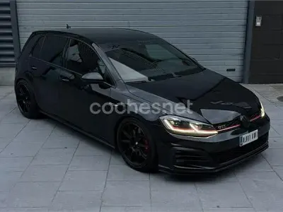 Usado VW Golf VII GTI 245 CV (180 kW) 2017 Negro Berlina