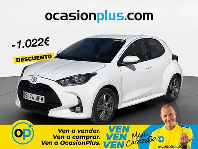Usado Toyota Yaris Hybrid Active 116 CV (85 kW) 2024 Blanco Berlina