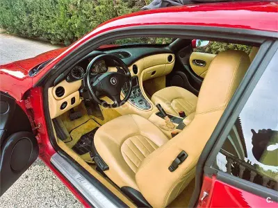 Usado Maserati Coupé 390 CV (286 kW) 2003 Rojo Coupe