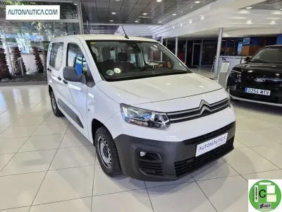 Usado Citroën Berlingo Shine 102 CV (75 kW) 2019 Blanco Monovolumen