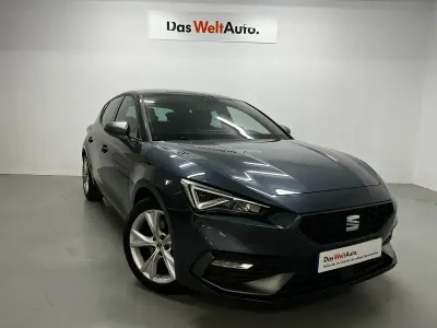 Begagnad Seat Leon FR 150 HK (110 kW) 2022 Grå