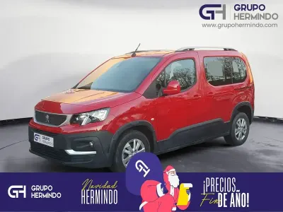 Usado Peugeot Rifter Active 100 CV (73 kW) 2019 Rojo Monovolumen
