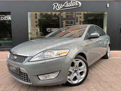 Usado Ford Mondeo Titanium X 175 CV (128 kW) 2009 Gris / plata Berlina