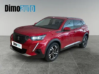 Usado Peugeot 2008 Allure 100 CV (73 kW) 2021 Rojo SUV
