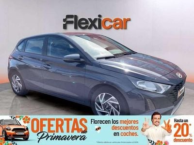 Usado Hyundai i20 84 CV (61 kW) 2024 Gris Utilitario