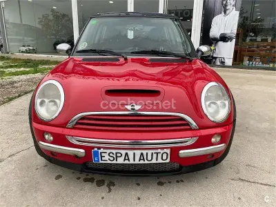 Usado Mini Cooper 115 CV (84 kW) 2001 Rojo Utilitario