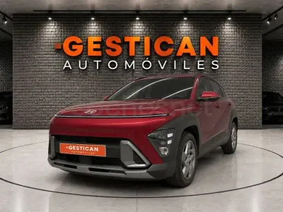 Usado Hyundai Kona 120 CV (88 kW) 2024 Rojo SUV