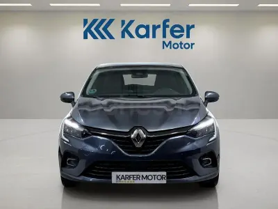 Usado Renault Clio V Intens 90 CV (66 kW) 2021 Gris / plata Berlina