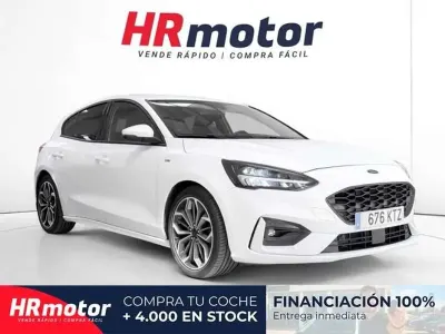 Usado Ford Focus ST-Line 126 CV (92 kW) 2019 Blanco Utilitario