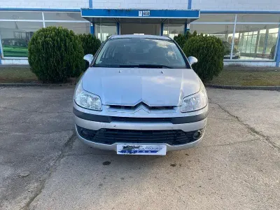 Używany Citroën C4 92 KM (67 kW) 2005 Szary Sedan/Limuzyna