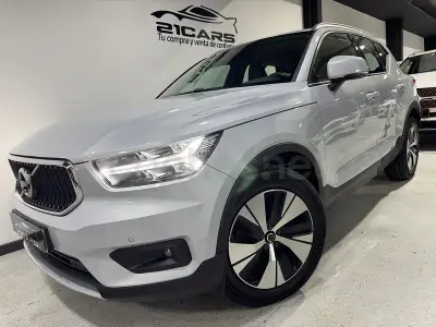 Usado Volvo XC40 Business Edition 190 CV (139 kW) 2020 Gris / plata SUV