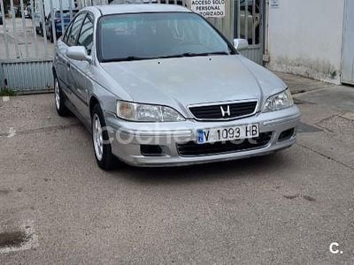 Usado Honda Accord LS 136 CV (100 kW) 2000 Gris / plata Berlina