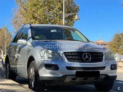 Usado Mercedes ML320 224 CV (164 kW) 2006 Gris / plata SUV