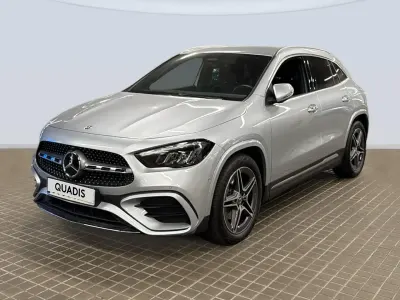 Usado Mercedes GLA200 150 CV (110 kW) 2025 Gris plata SUV