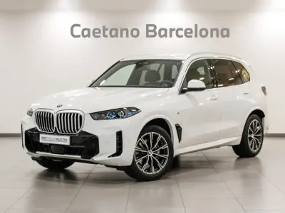 Usado BMW X5 Comfort Edition 298 CV (219 kW) 2025 Blanco SUV