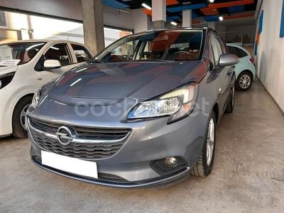 Gris / plata Usado 2016 Opel Corsa Color Edition Berlina | 8999 € (Precio justo)