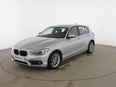 Usado BMW 118 Sport Line 135 CV (99 kW) 2019 Gris Utilitario