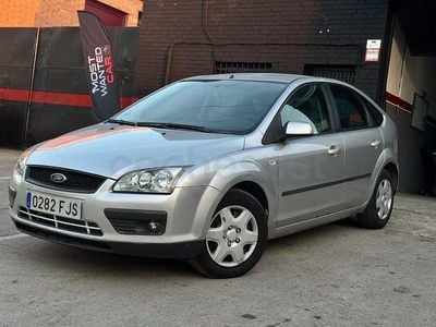 Usado Ford Focus Business Edition 100 CV (73 kW) 2006 Gris / plata Berlina