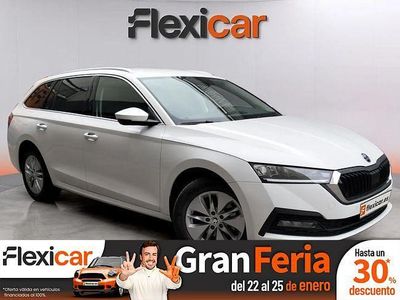 Blanco Usado 2023 Skoda Octavia Ambition Familiar | 21.490 € (Buen precio)