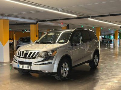 Usado Mahindra XUV500 140 CV (102 kW) 2014 Gris / plata SUV