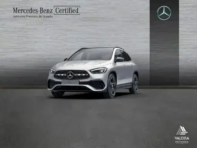 Usado Mercedes GLA200 150 CV (110 kW) 2023 Plata iridio SUV