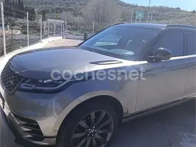 Begagnad Land Rover Range Rover Velar R-Dynamic 250 HK (183 kW) 2018 Beige SUV