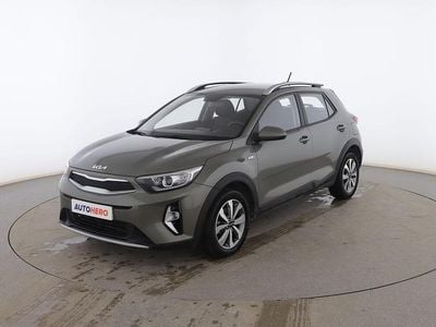 Usado Kia Stonic 84 CV (61 kW) 2023 Gris SUV