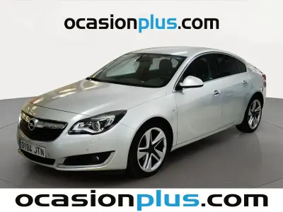 Usado Opel Insignia Excellence 140 CV (102 kW) 2016 Gris plata Berlina