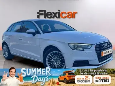Usado Audi A3 116 CV (85 kW) 2019 Blanco Berlina