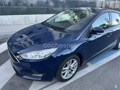 Usado Ford Focus Business Edition 125 CV (91 kW) 2017 Azul Berlina