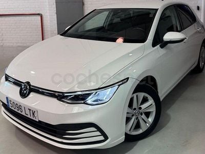 Usado VW Golf VIII Life 115 CV (84 kW) 2021 Blanco Berlina