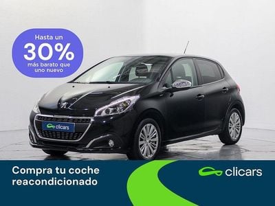 Usado Peugeot 208 Signature Sky 82 CV (60 kW) 2019 Negro Utilitario