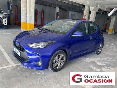 Usado Toyota Yaris Hybrid Active 116 CV (85 kW) 2025 Azul Berlina