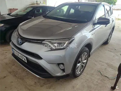 Usado Toyota RAV4 Hybrid Executive 197 CV (144 kW) 2018 Gris / plata SUV