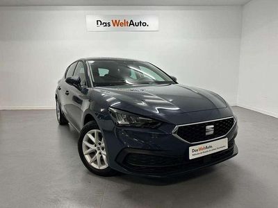 Usado Seat Leon Style 116 CV (85 kW) 2025 Azul Utilitario