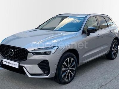 Usado Volvo XC60 Plus 250 CV (183 kW) 2025 Gris / plata SUV