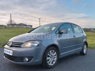 Gris / plata Usado 2010 VW Golf Plus Cross Sport Monovolumen | 5990 € (Buen precio)
