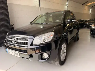 Usado Toyota RAV4 Executive 158 CV (116 kW) 2009 Negro SUV