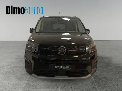 Usado Citroën Berlingo 100 kW (136 CV) 2025 Negro Monovolumen
