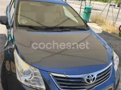 Usado Toyota Avensis Premium 150 CV (110 kW) 2010 Azul Berlina