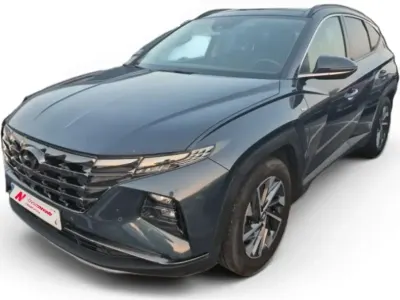 Usado Hyundai Tucson 136 CV (100 kW) 2021 Gris SUV
