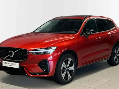 Usado Volvo XC60 Plus 351 CV (258 kW) 2025 Rojo SUV
