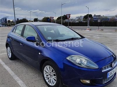 Usado Fiat Bravo Dynamic 105 CV (77 kW) 2010 Azul Utilitario
