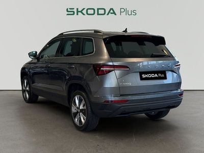 Gris Usado 2023 Skoda Karoq Style SUV | 29.990 € (Un poco caro)
