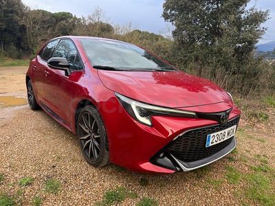 Usado Toyota Corolla 140 CV (102 kW) 2023 Rojo Berlina