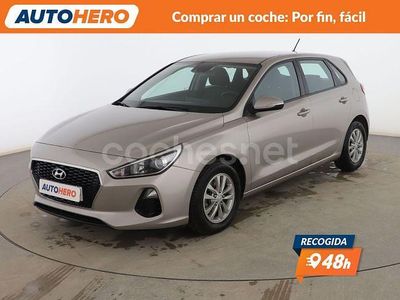 Gris / plata Usado 2018 Hyundai i30 Berlina | 12.299 € (Precio justo)