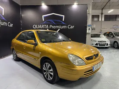 Usado Citroën Xsara 75 CV (55 kW) 2002 Amarillo Berlina