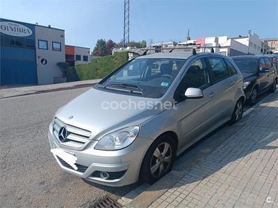 Mercedes B180
