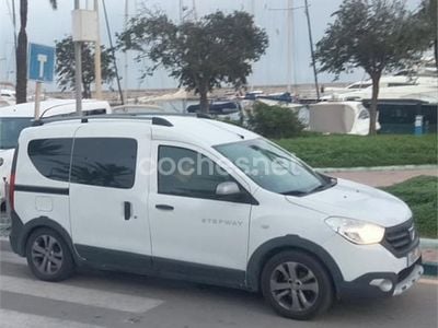 Blanco Usado 2015 Dacia Dokker Stepway Monovolumen | 7000 € (Caro)