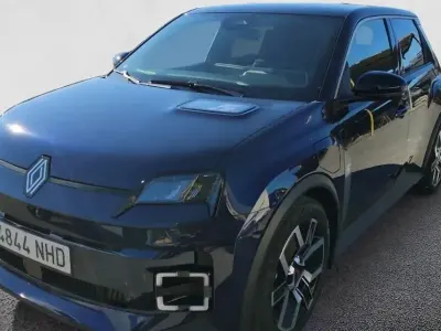 Usado Renault 5 E-Tech Techno 110 kW (150 CV) 2025